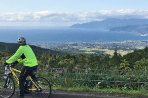 Read more about the article 【道央-ニセコ】パノラマダウンヒル・岩内コース<br>Mid Hokkaido Niseko : Downhill of Niseko panorama line by e-bike